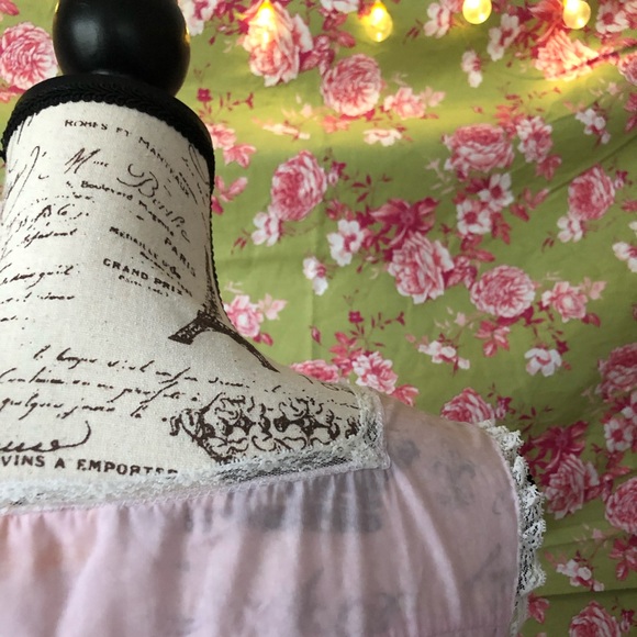 Vintage night gown size large - Picture 6 of 8